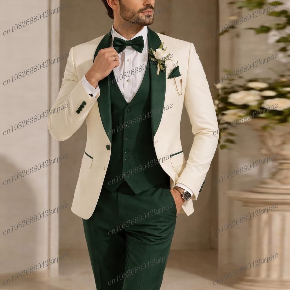 Men Grooming Outfit - Yeni Fildişi ve Koyu Yeşil Resmi